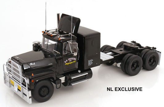 Mack RL 700L (1974) Rubber Duck aus dem Film CONVOY Road Kings Neu in OVP 1:18