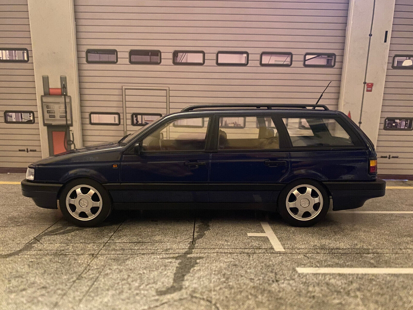VW Passat B3 VR6 1988 (Typ 312) blau KK Scale Neu in OVP new in box 1:18