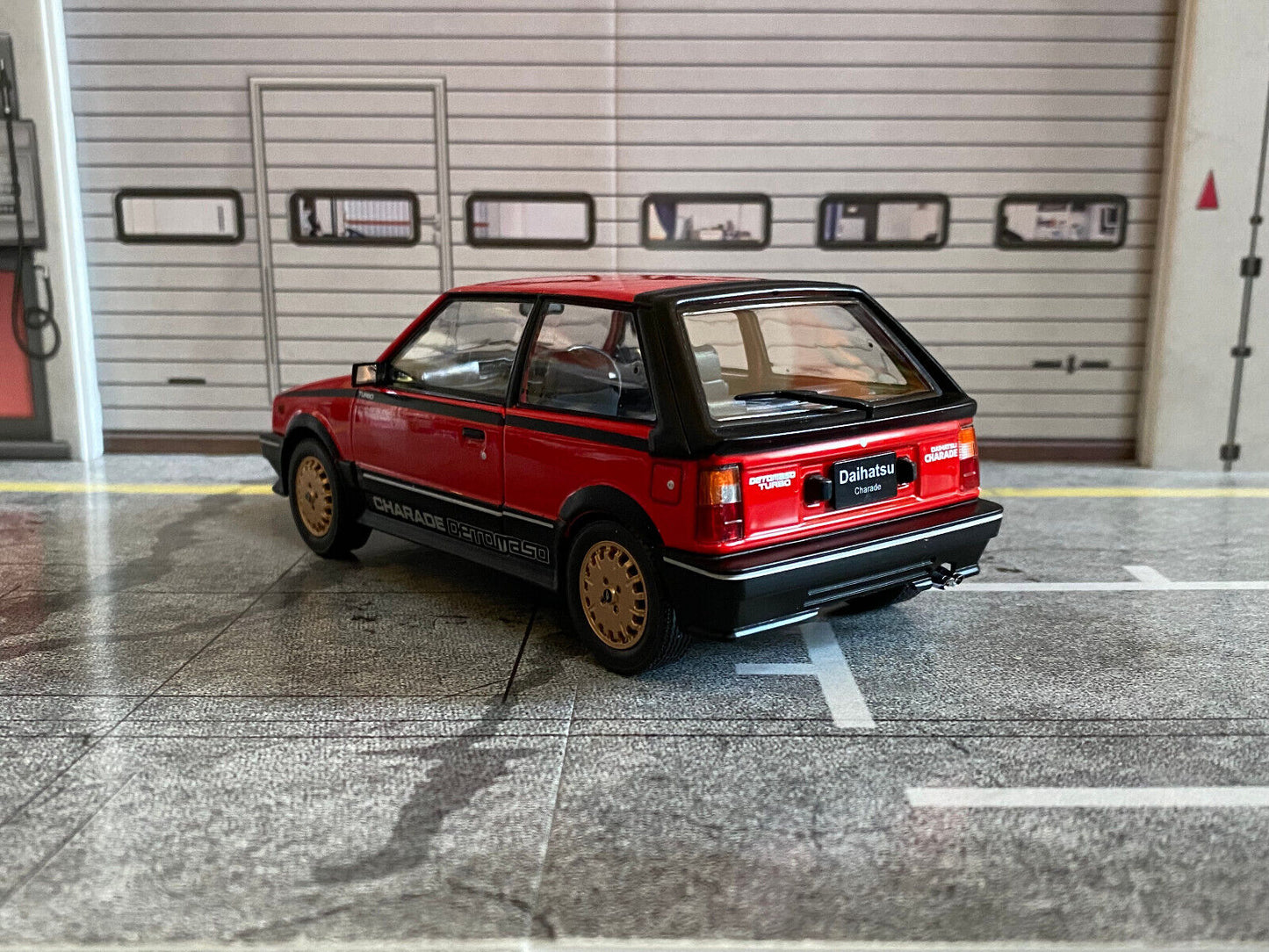 Daihatsu Charade De Tomaso Turbo 1984 RHD Metall DieCast 1:24 (no 1:18)