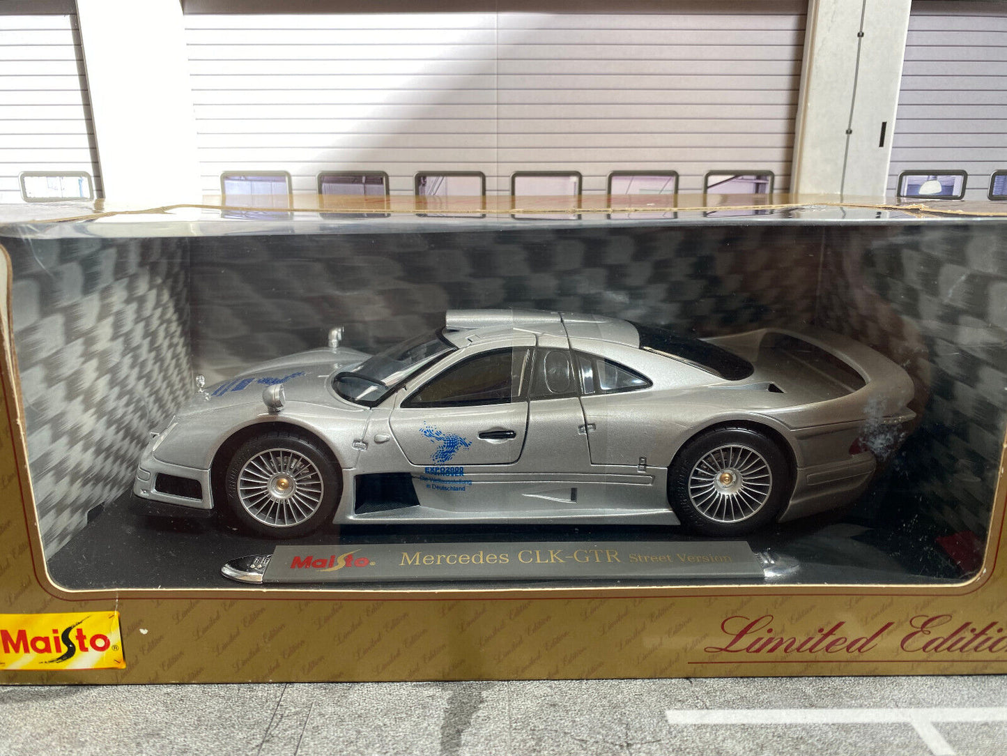 Mercedes-Benz CLK-GTR AMG Street Version EXPO 2000 Sondermodell Neu in OVP 1:18