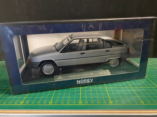 Citroen BX 19 Digit 1985 Pearl Grey 181685 Norev EXCLU WEB 158 von 300 Neu 1:18