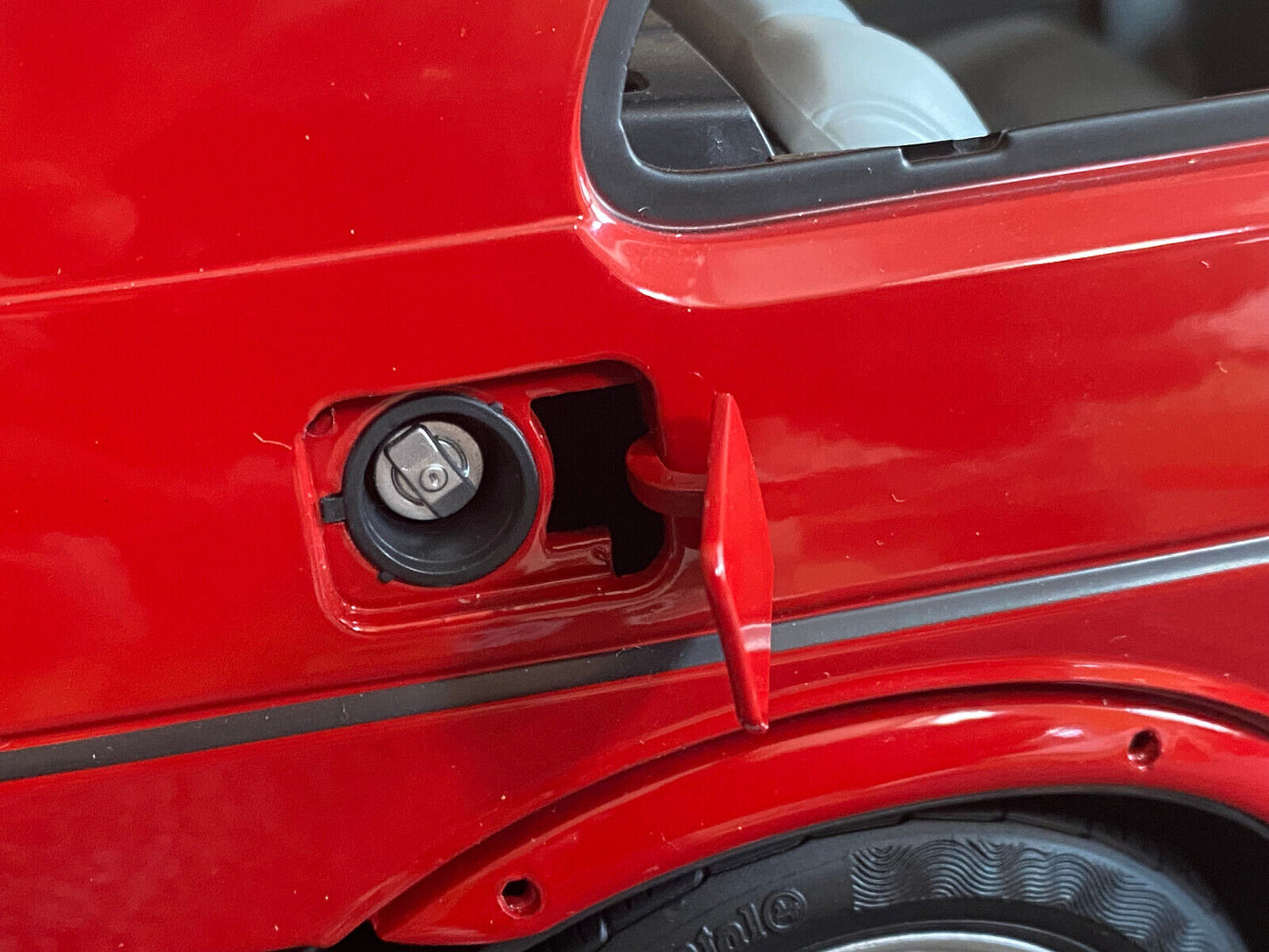 VW Golf 2 GTI (Typ 19E) mit BBS Felgen teilweise montiert Metall (partially built metal) Hachette 1:8