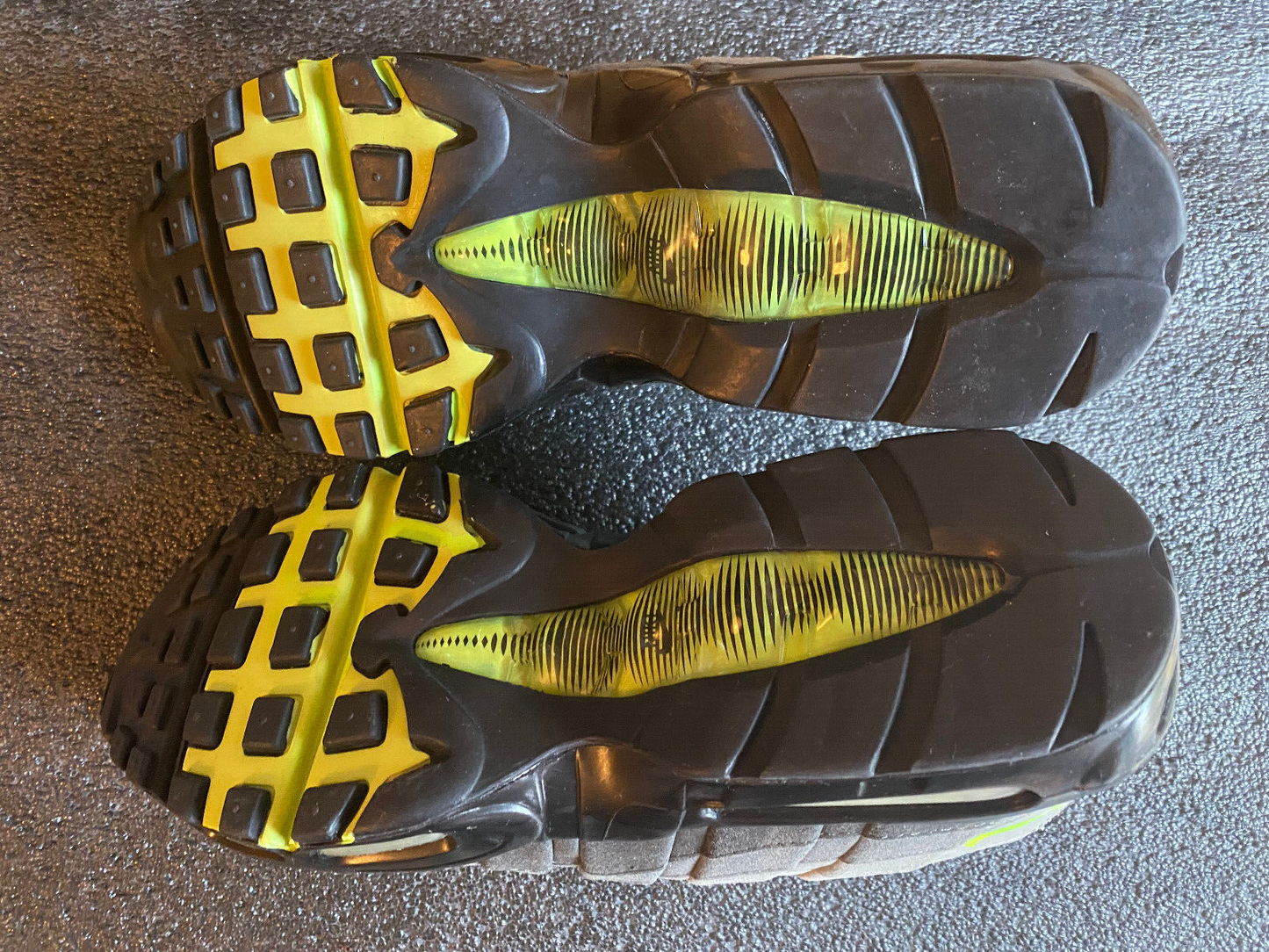 Nike Air Max 95 Neon vintage OG colourway new with defects US 12 UK 11  EUR 46