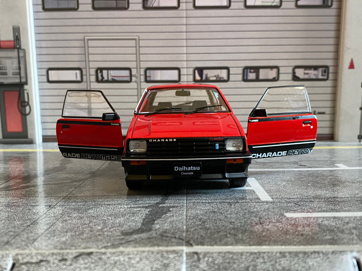 Daihatsu Charade De Tomaso Turbo 1984 RHD Metall DieCast 1:24 (no 1:18)