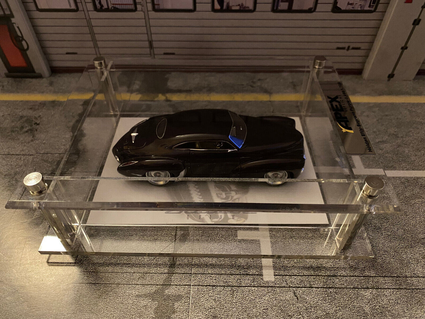 Holden Efijy 2005 Concept Car based on a Chevrolet Corvette V8 new APEX 1:43