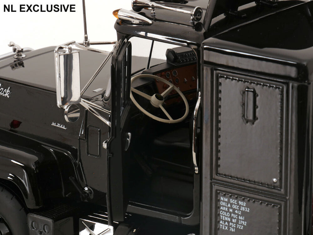 Mack RL 700L (1974) Rubber Duck aus dem Film CONVOY Road Kings Neu in OVP 1:18
