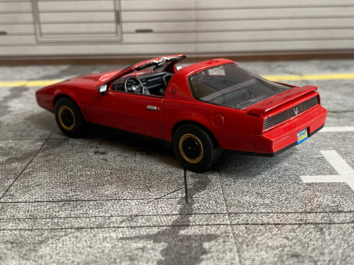 Pontiac Firebird Trans Am Red Gold Targa Umbau (no T-Top) 1:43