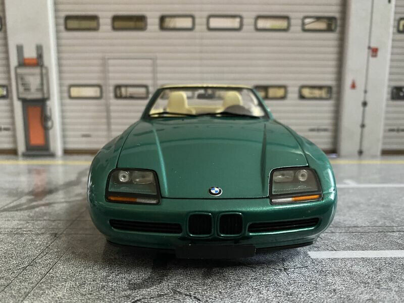 BMW Z1 Roadster URGRÜN 1989-1991 DieCast Metall 80430148536 Minichamps 1:18