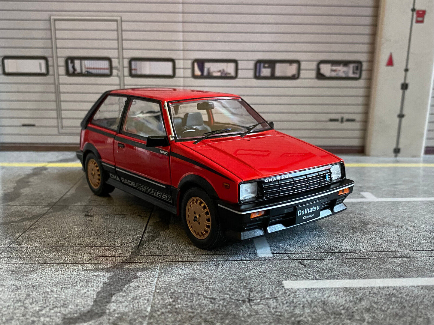 Daihatsu Charade De Tomaso Turbo 1984 RHD Metall DieCast 1:24 (no 1:18)