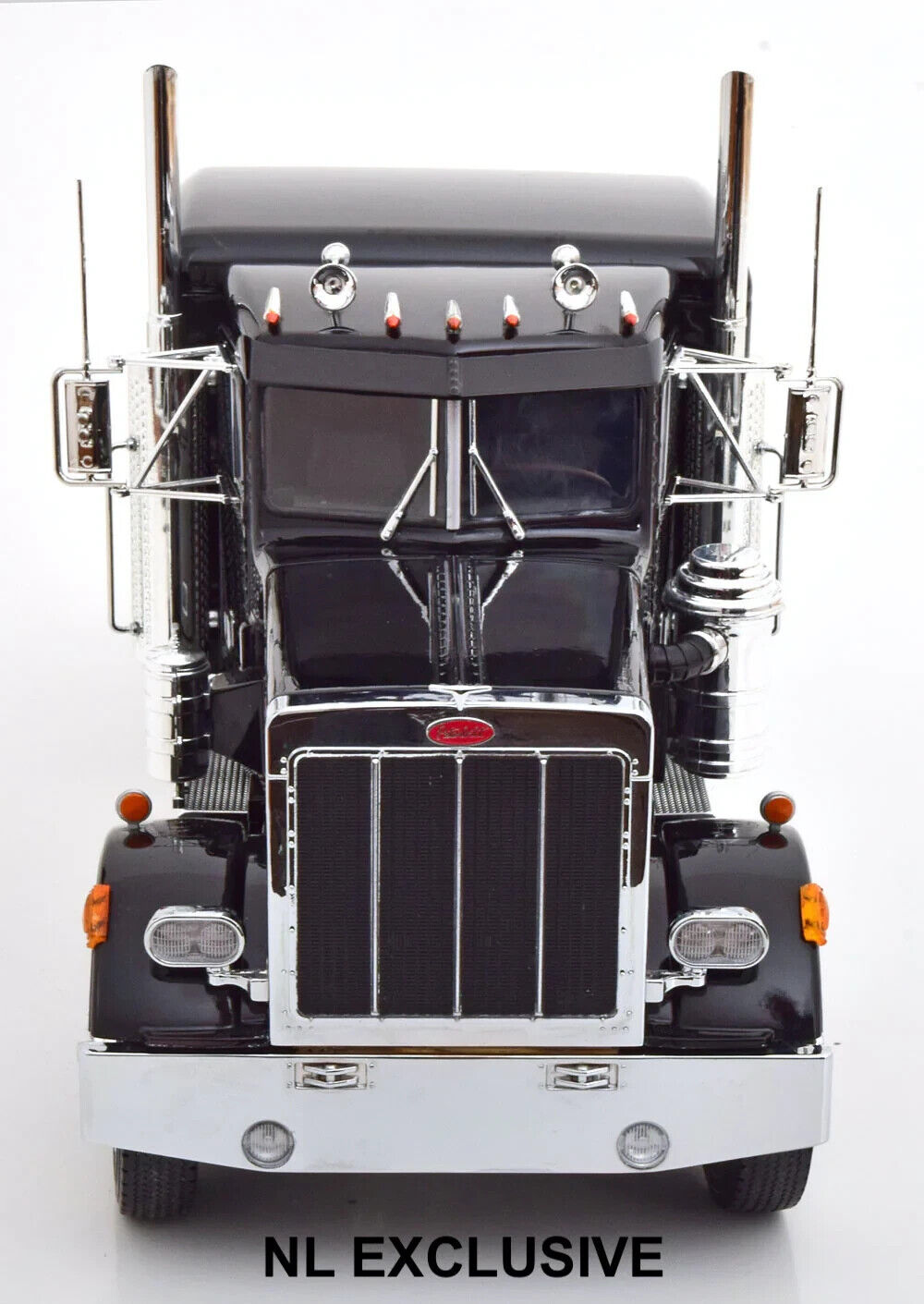 Peterbilt 359 Truck schwarz Lkw Road Kings RK180085 Neu in Box new in box 1:18