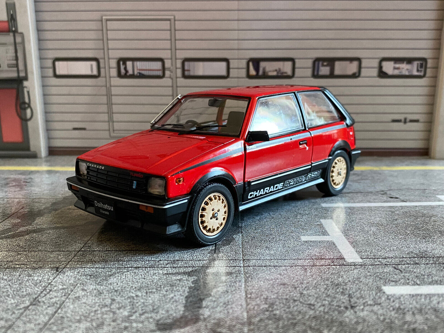 Daihatsu Charade De Tomaso Turbo 1984 RHD Metall DieCast 1:24 (no 1:18)