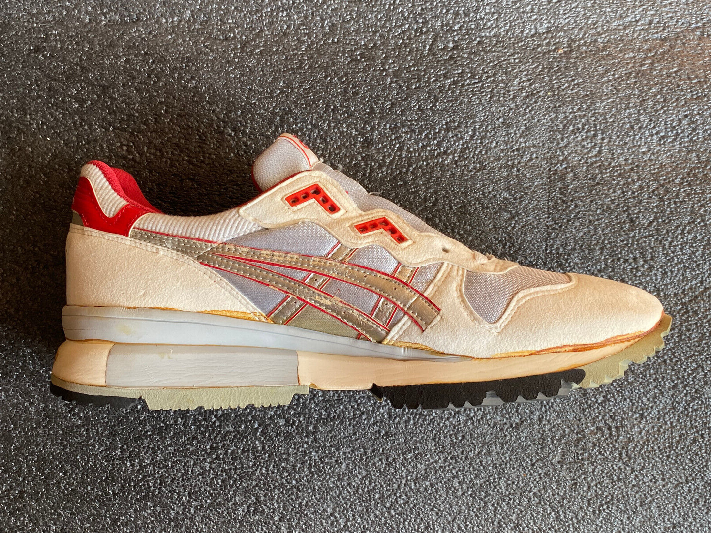 Asics GEL² GT-III vintage GT 3 HOLY GRAIL 80´s US 11,5 UK 10,5 EU 46 CM 29 NEU