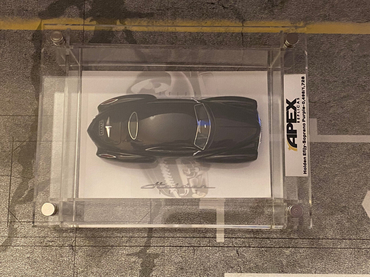 Holden Efijy 2005 Concept Car based on a Chevrolet Corvette V8 new APEX 1:43