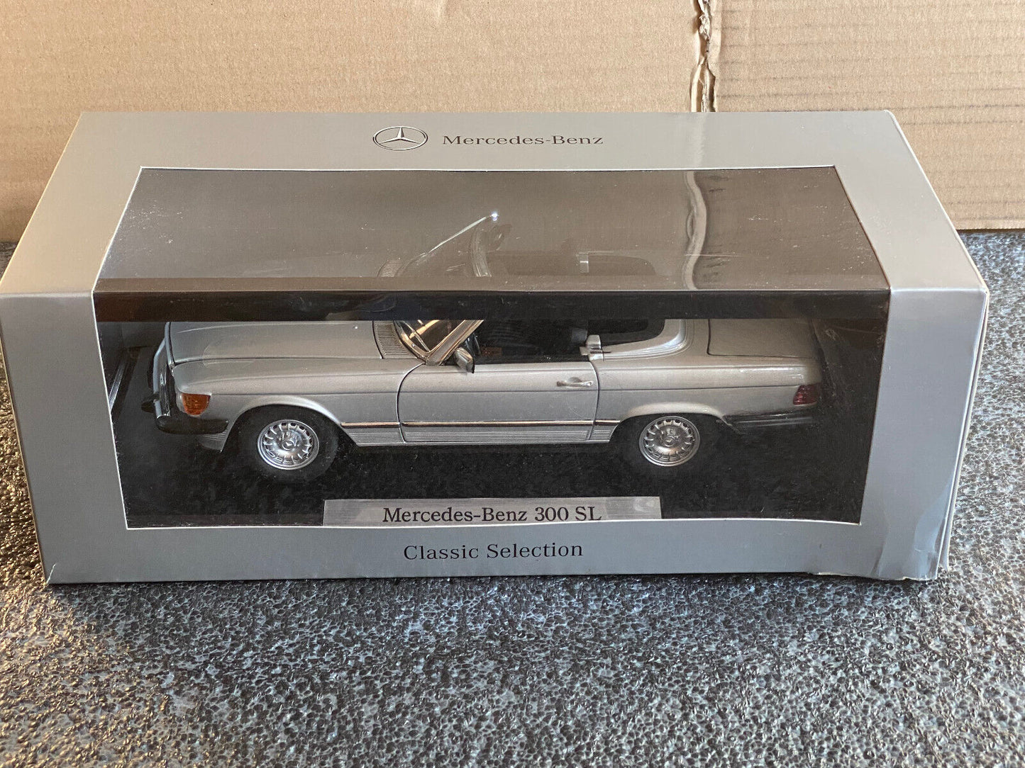 3er-Set Magnum´s Ferrari 308 GTS Rick´s Mercedes Benz SL R107 TC´s VW Bus T3 Umbau 1:18