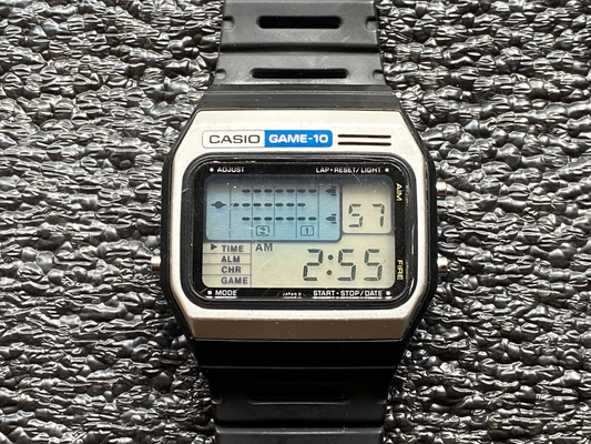 Casio Game-10 GM-10 Armbanduhr LCD Watch Clock 80s 80er Vintage Invaders Spiel