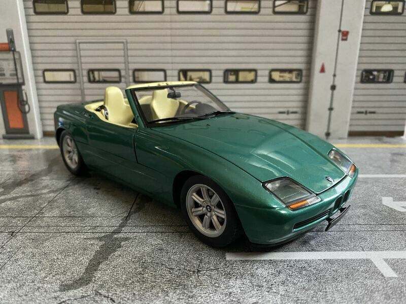 BMW Z1 Roadster URGRÜN 1989-1991 DieCast Metall 80430148536 Minichamps 1:18