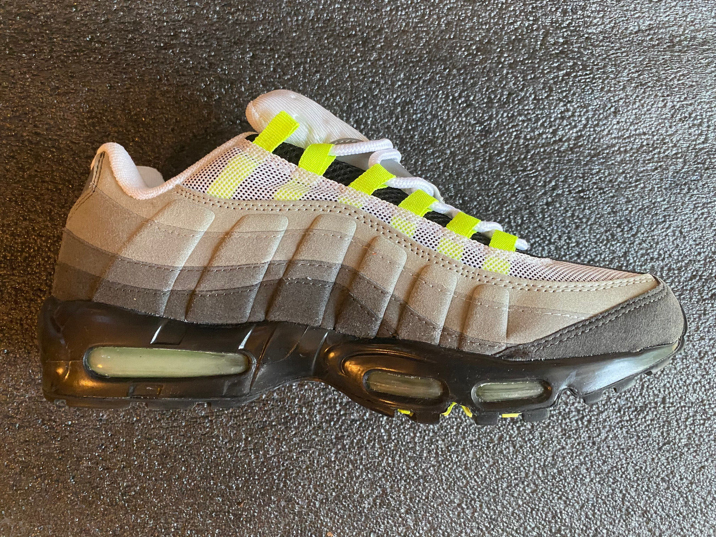 Nike Air Max 95 Neon vintage OG colourway new with defects US 12 UK 11  EUR 46