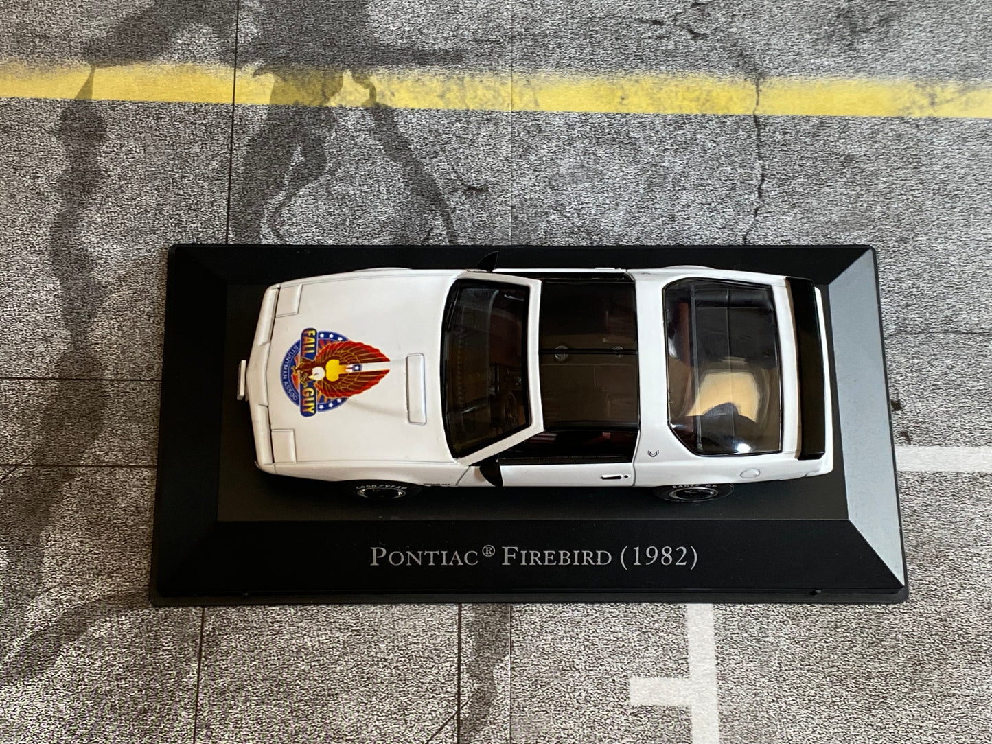 Jody Banks Pontiac Firebird aus der TV-Serie "Ein Colt für alle Fälle" Umbau 1:43