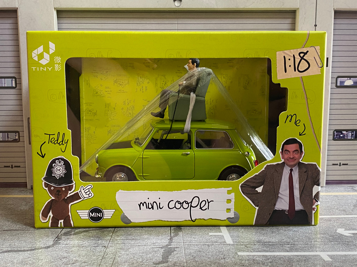 Mini Cooper "Mr. Bean" mit Figur British Leyland 1977 Mini 1000 Neu in OVP new in box 1:18