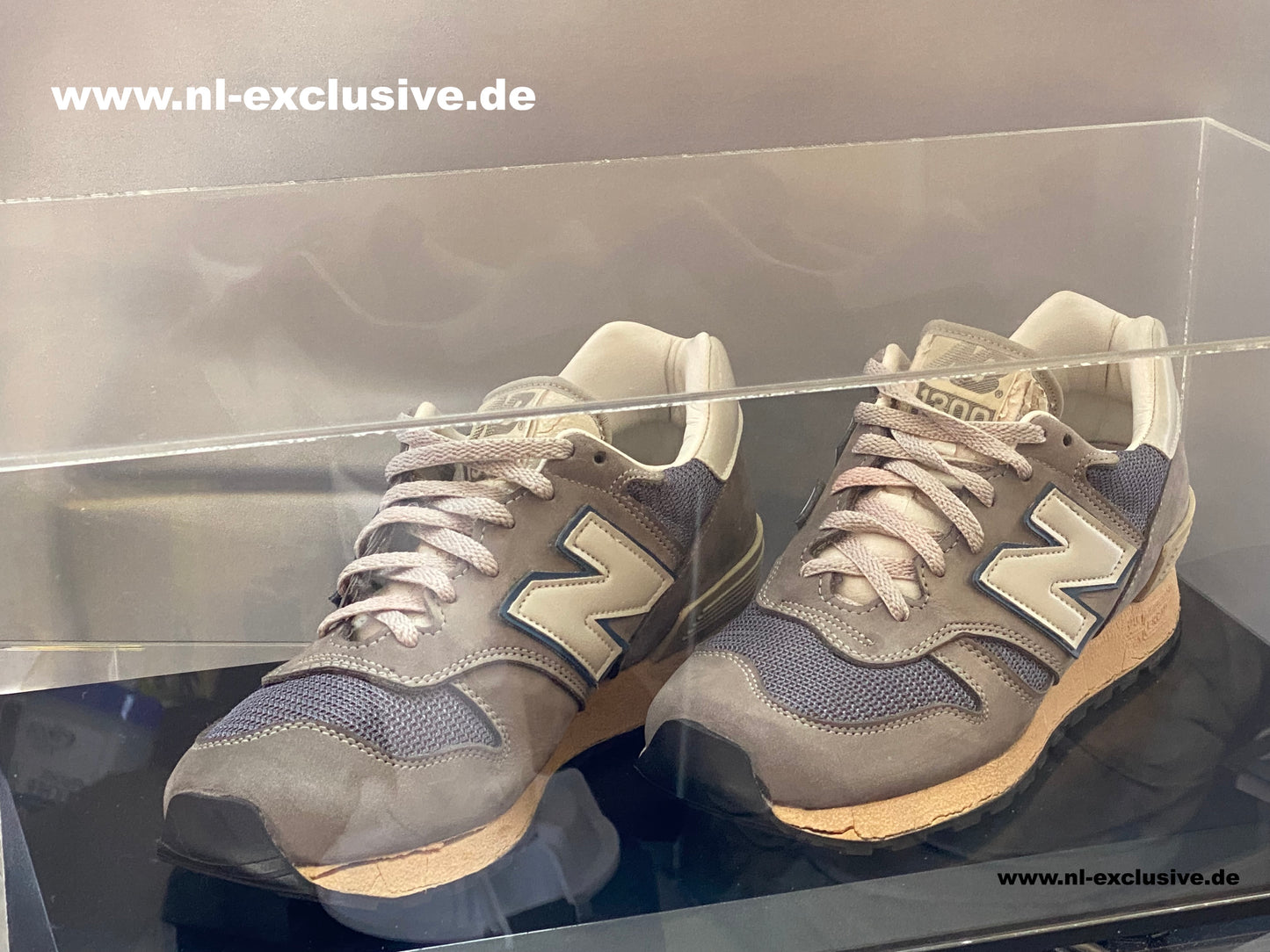 New Balance 1300 vintage from 1985 Made in Ireland HOLY GRAIL new & defect US 8 UK 7 ½ EUR 41 ⅓