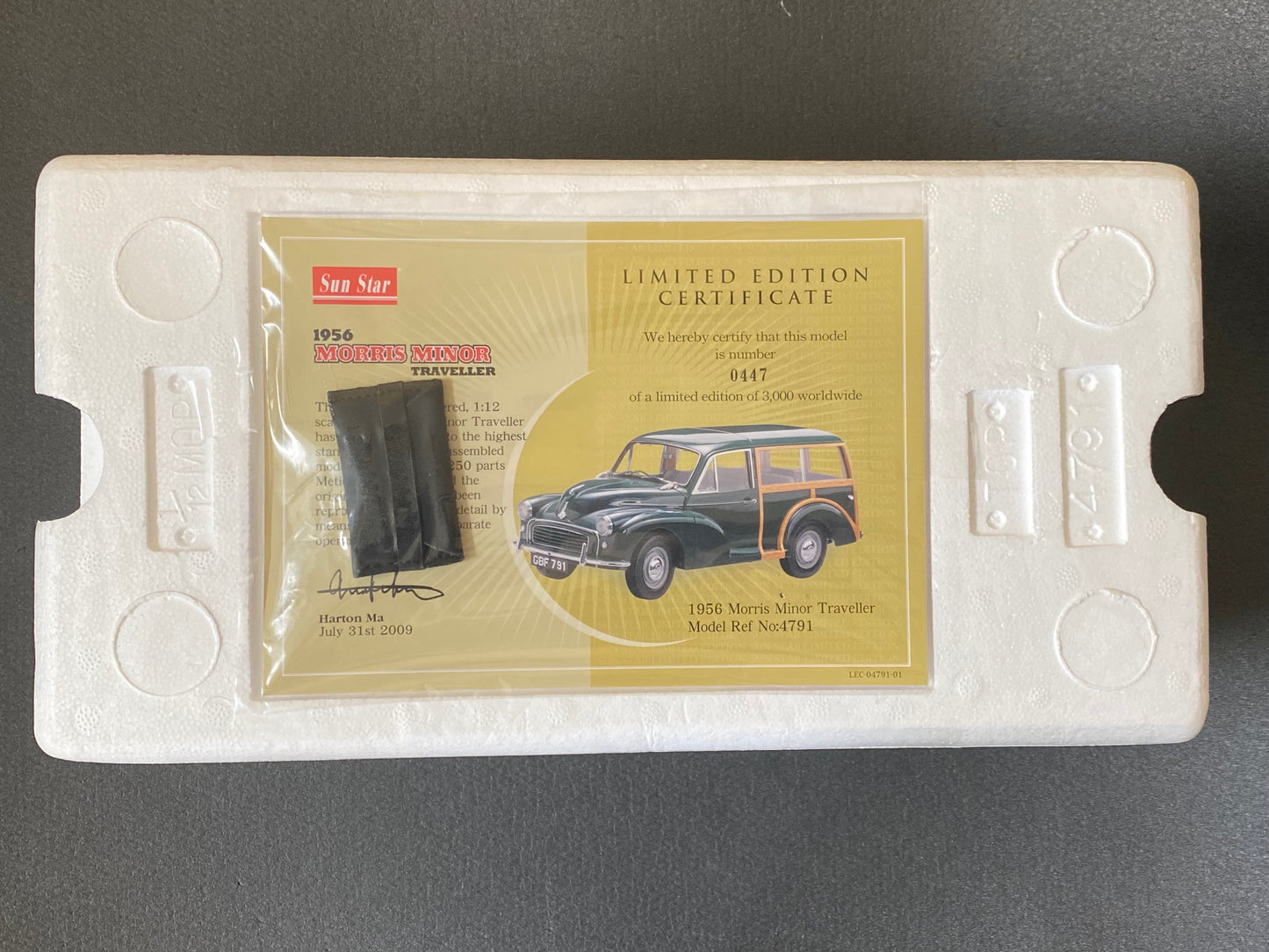 Morris Minor Traveller 1956 Dunkelgrün Dark Green SunStar 4791 Neu in OVP new in box 1:12
