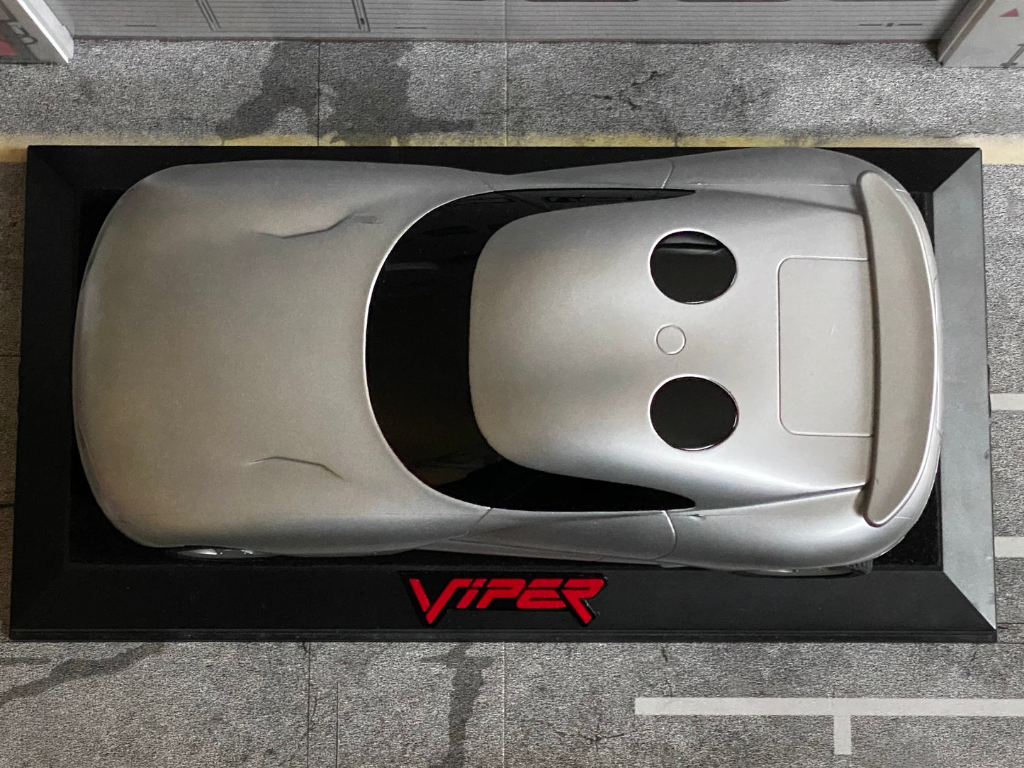 Dodge Viper Defender Morphed Viper RT/10 GTS aus TV-Serie VIPER ca. 1:18