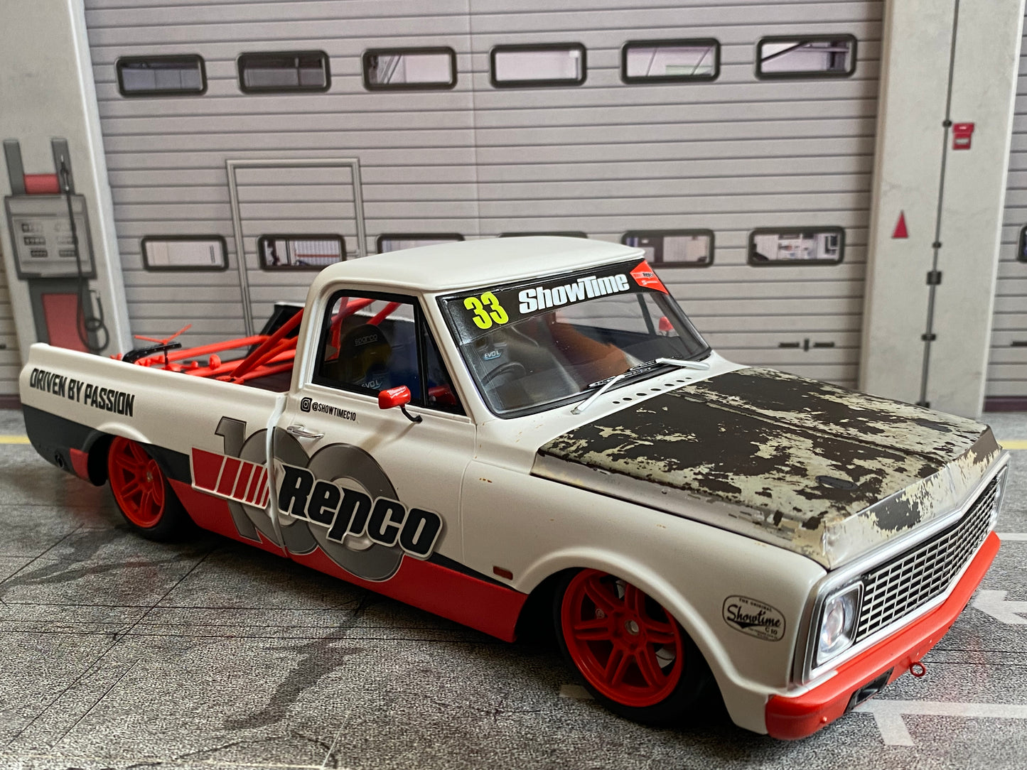 Chevrolet C-10 Repco ShowTime Custom Chevy C10 Pick Up 1 von 360 Neu in OVP 1:18