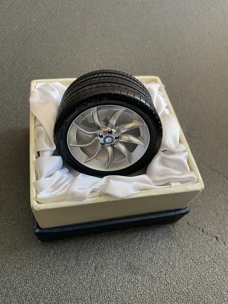 CMC Felge Techno Classica 2006 für Mercedes Benz McLaren SLR mit Nabenlogo 1:12