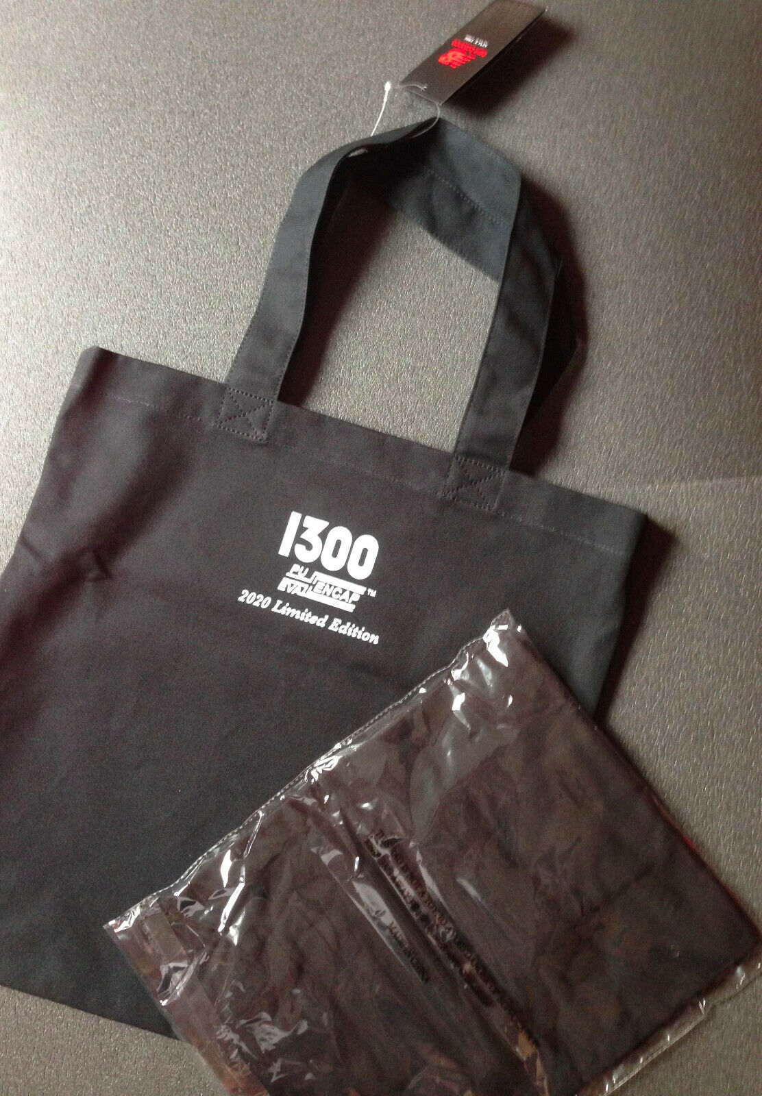 New Balance M1300JP3 1300 +"Mortgage The House" T-Shirt & bag US 12 UK 11,5 EUR 46,5