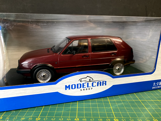 VW Golf 2 GTI Typ 19E dunkelrot met. mit BBS-Felgen MCG 18391 Neu OVP 1:18