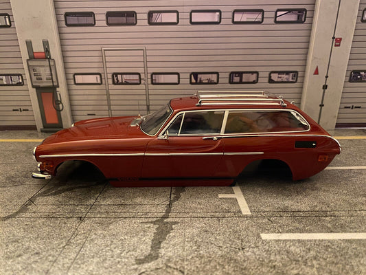 Volvo 1800 ES US-Version Schneewitchensarg ️NUR KAROSSERIE️ unvollständig 1:18