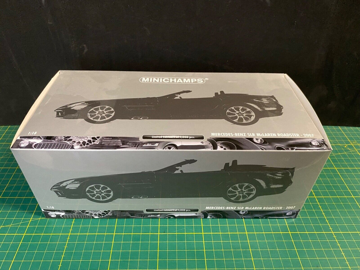 Mercedes Benz SLR McLaren Roadster 2007 silber Minichamps Neu in OVP new 1:18