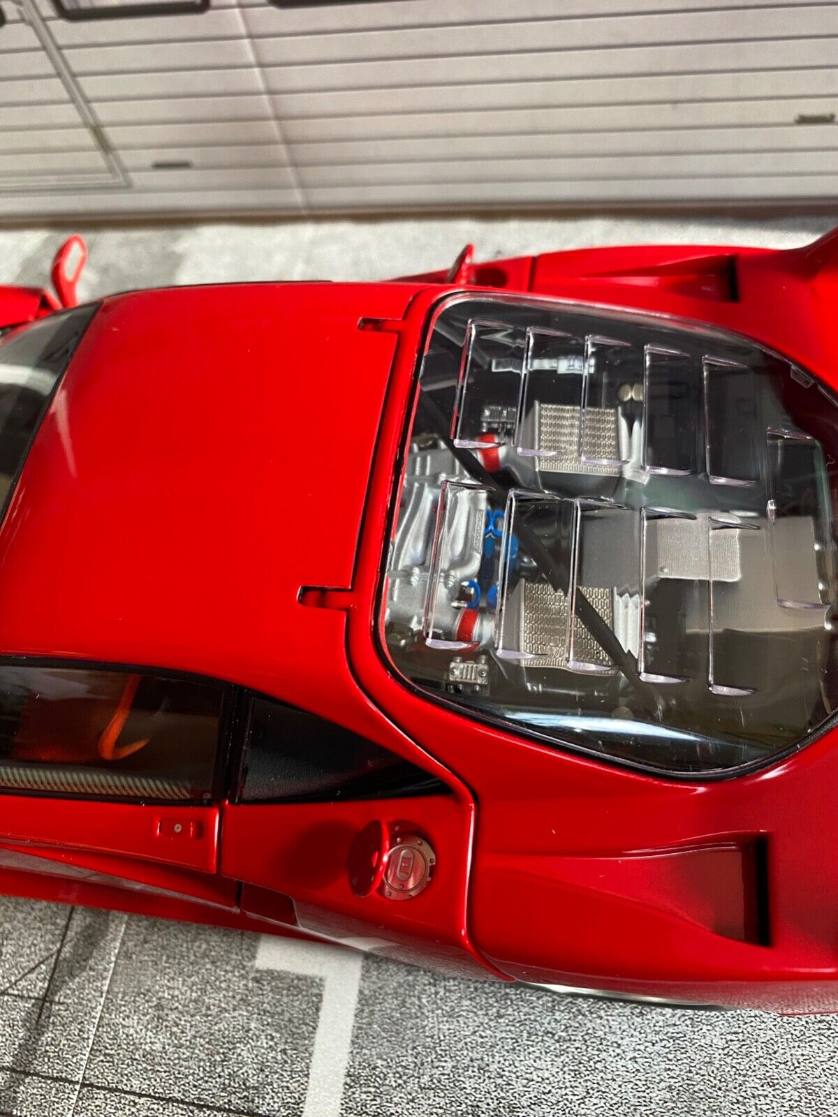 Ferrari F40 1987 Die Cast ALL TO OPEN Kyosho 08416R Licensed by BBR Models 1:18