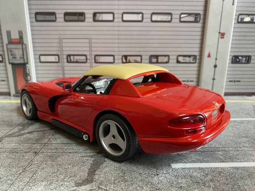 Double Bubble Hardtop für Dodge Viper RT/10 Resin unlackiert Diorama Tuning 1:18