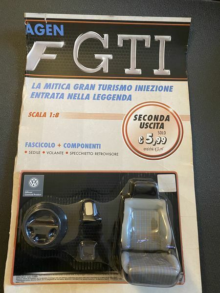 VW Golf 2 GTI Ausgabe Nr.2 Lenkrad Aussenspiegel Vordersitz Hachette NEU new 1:8