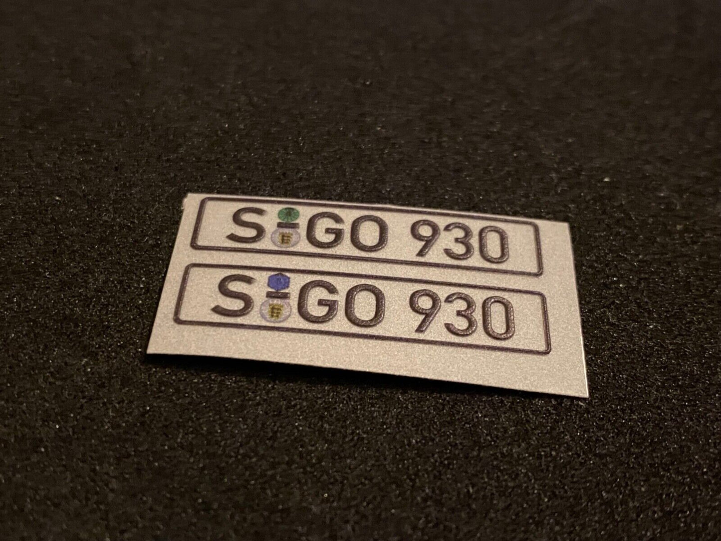 Altes Kennzeichen Deutschland S-GO 930 für Porsche geprägt & selbstklebend 1:12