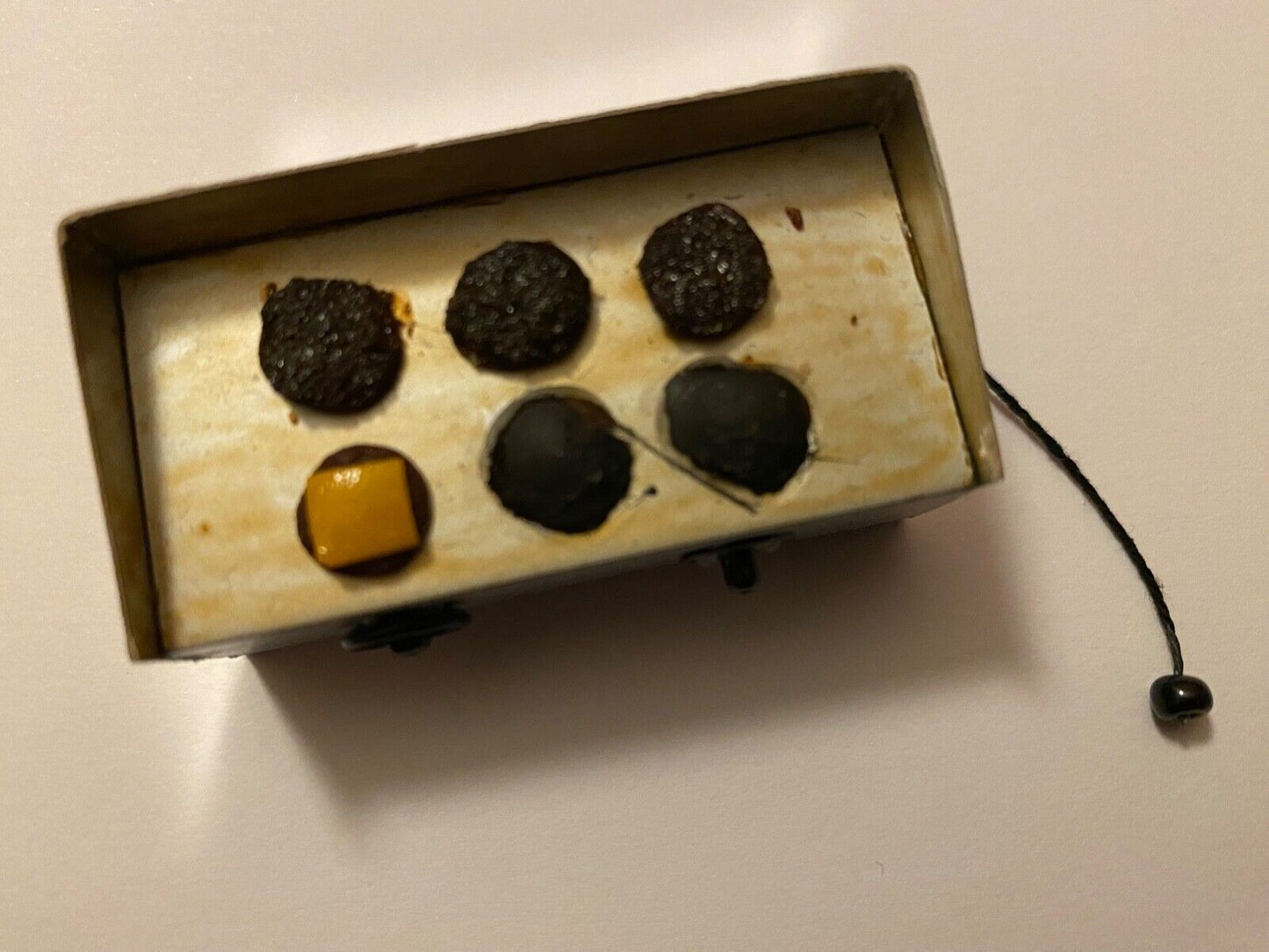Grill mit Hamburger Bouletten Cheese Käse Diorama Maßstab ca. 1:10 / 1:12
