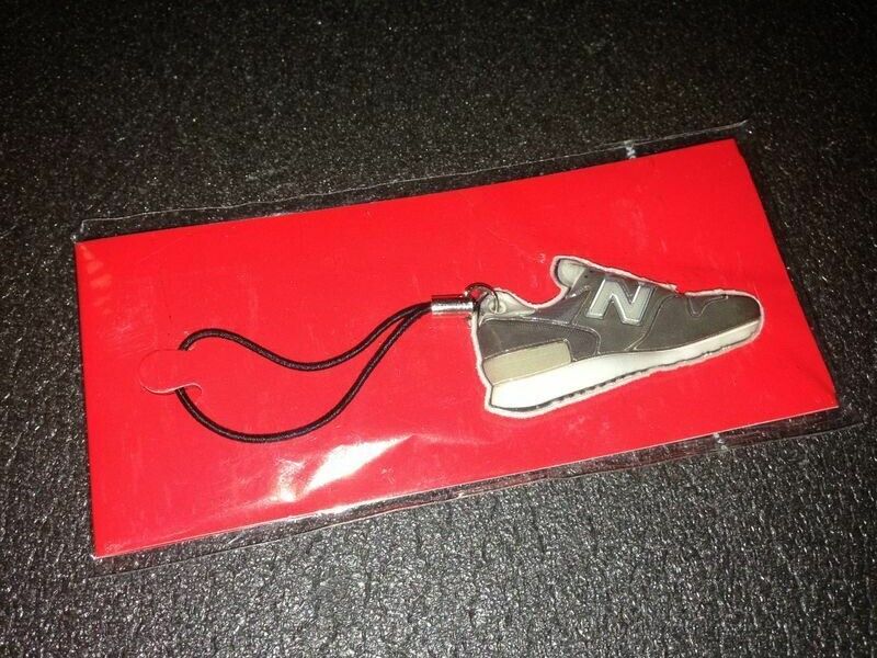 New Balance 1300 Schlüsselanhänger KEYHOLDER keychain vintage cw Handycleaner