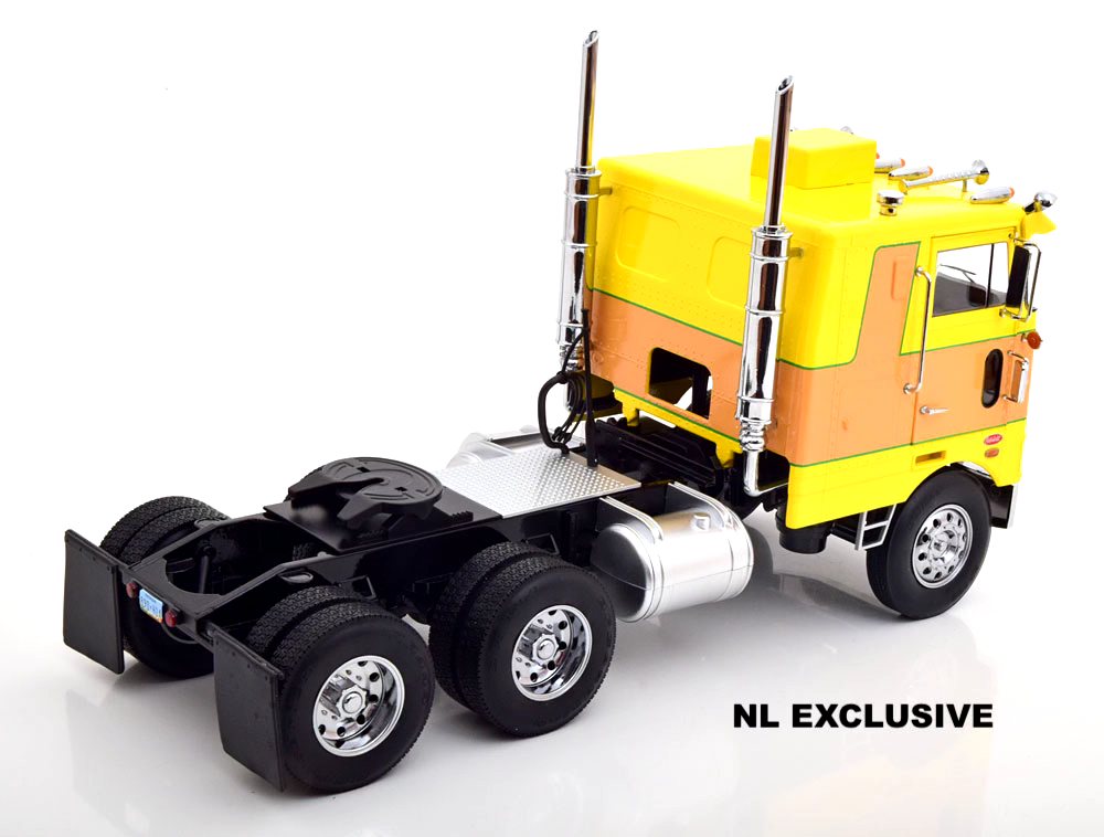 Peterbilt 352 Pacemaker 1977-1979 Truck Lkw Road Kings RK180152 Neu in Box 1:18
