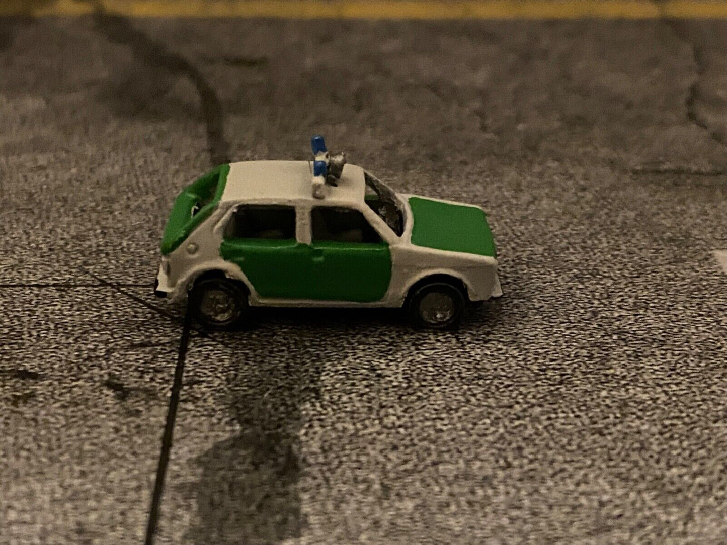 VW Golf 1 (Typ 17) Polizei Metall KEHI gebraucht "Variante 2" Spur TT 1:120