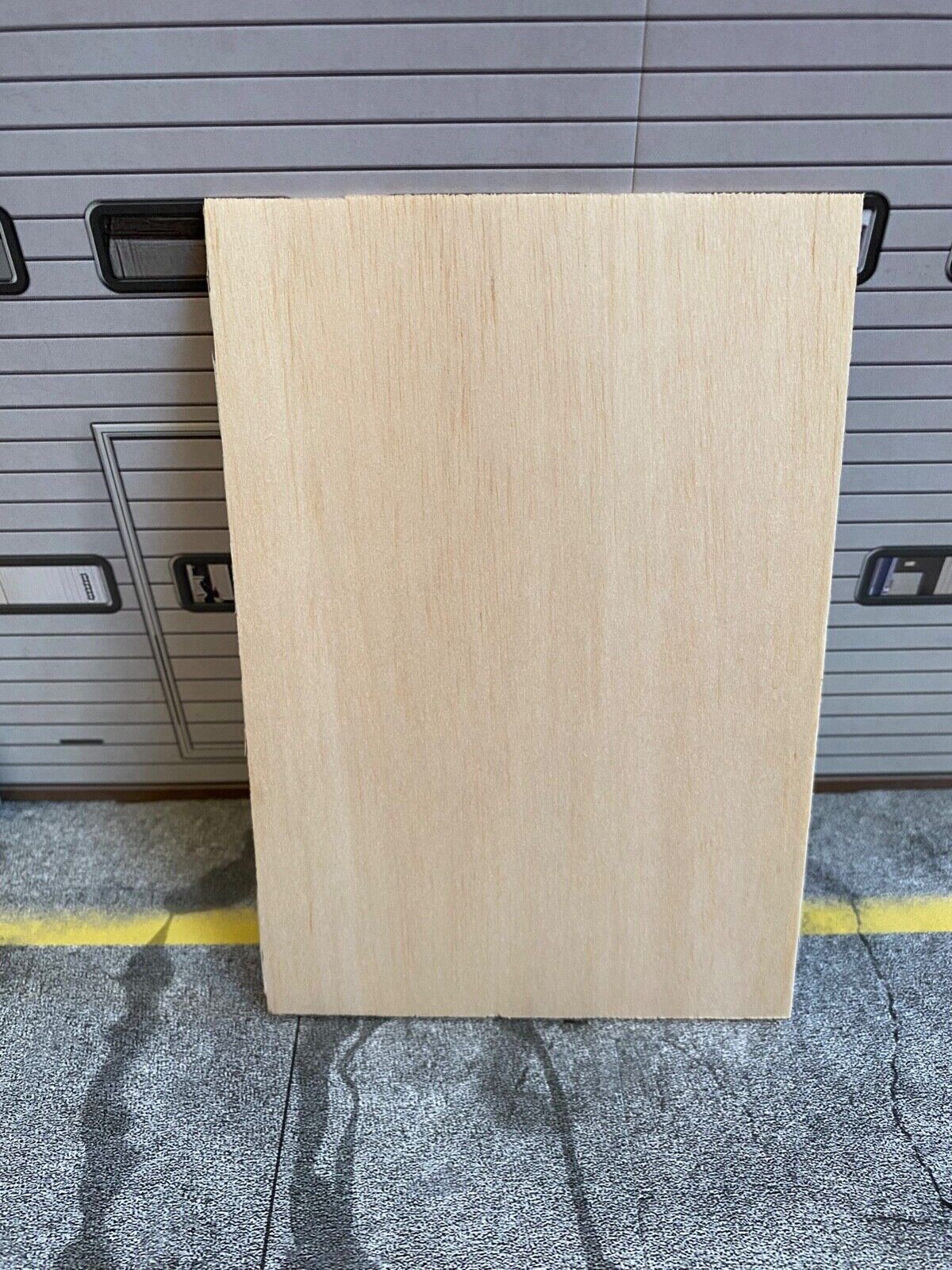 Holzplatte Balsaholz 14,5 x 10 x 0,2 cm für Ladefläche PickUp Umbau Tuning 1:18