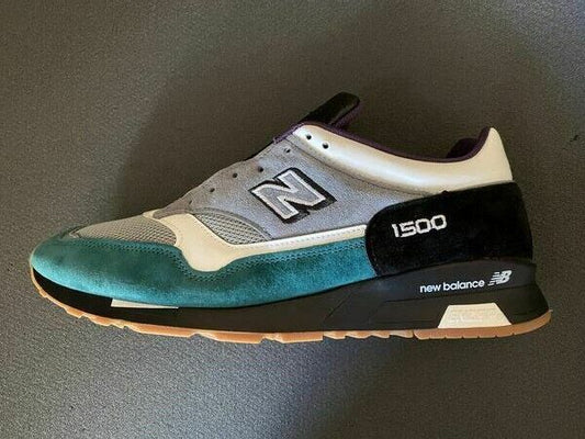 New Balance 1500 M1500X SAMPLE_LAB + "Kakkerlak"-figure new in box US 12 UK 11,5 EUR 46,5
