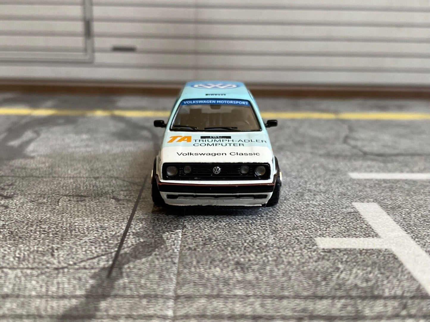 VW Golf 2 GTI 16V mit BBS Gr. A Diekmann / Eriksson neu in Box new in box 1:64