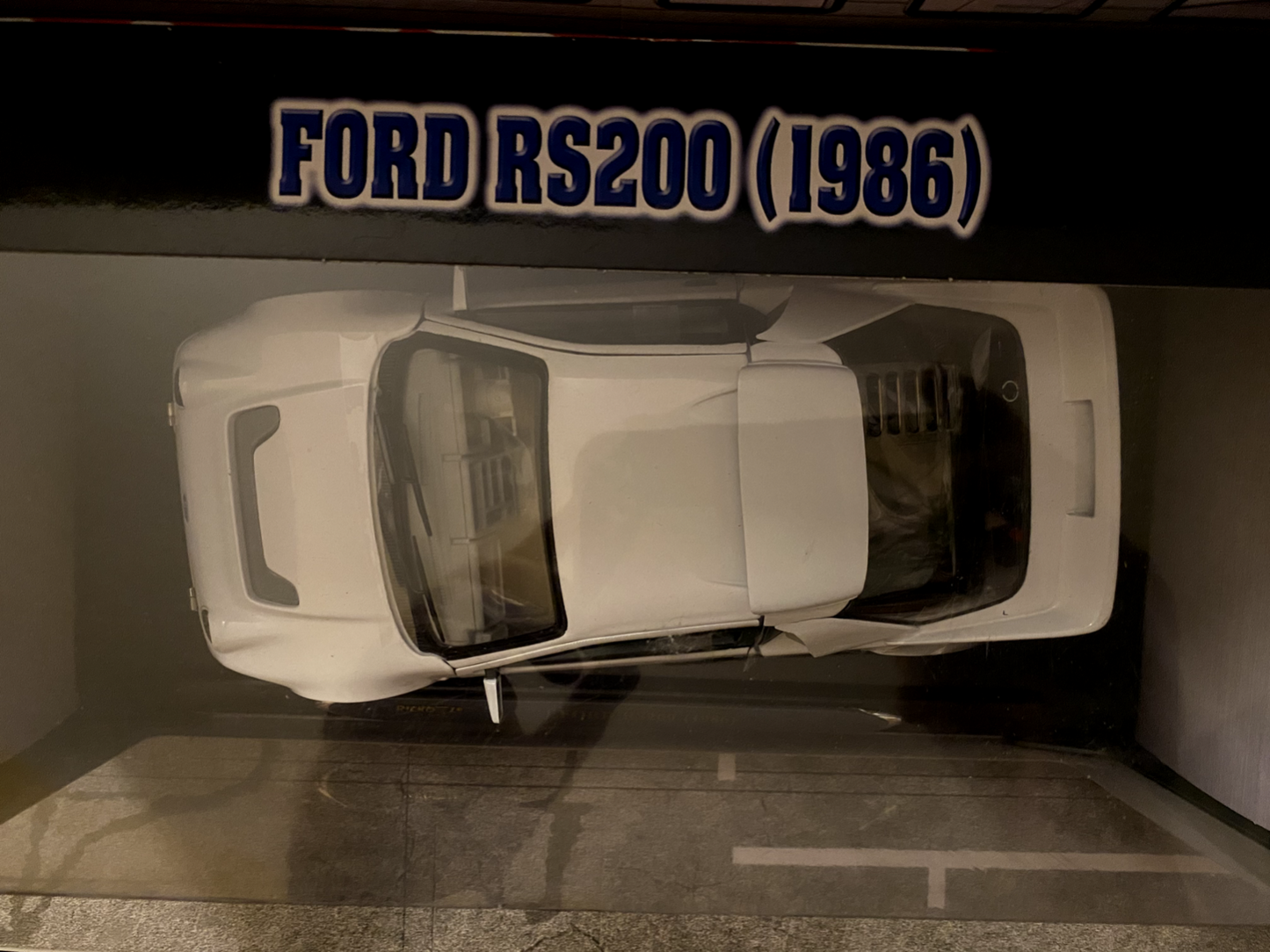 Ford RS200 (1986) Metall alles zu öffnen DieCast RS 200 Ricko 32137 Neu OVP 1:18