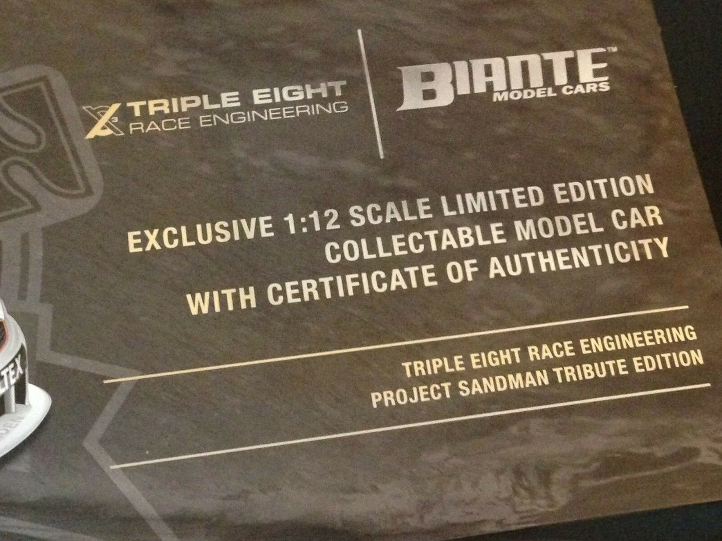 Holden Triple Eight 888 Project Sandman TributeEdt RED BULL BR12601A Biante 1:12