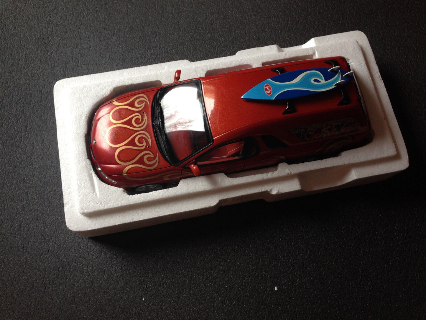 Holden Sandman VU SS Panel Van Mambo Concept 2001 Classic Carlectables 1:18