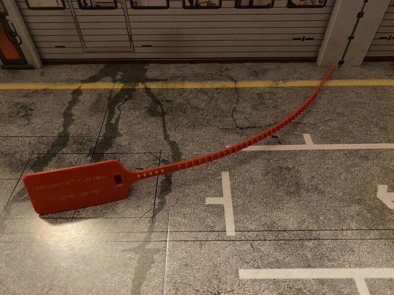 OFF-WHITE C/O  NIKE ZIP TIE 2018 red (rot)