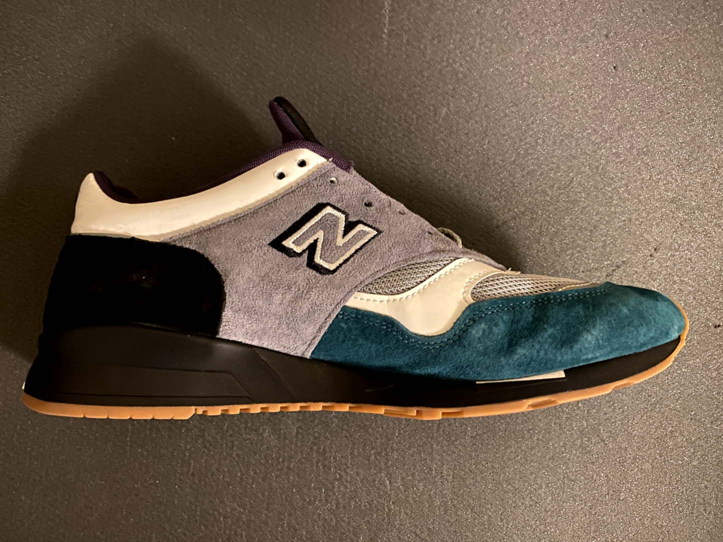 New Balance 1500 M1500X SAMPLE_LAB + "Kakkerlak"-figure Neu in Box US 12 UK 11,5 EUR 46,5