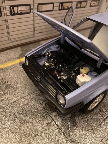 VW Golf 19E 2-Türer in Taubenblau 1 of 1 alles zu öffnen Tuning Umbau 1:18