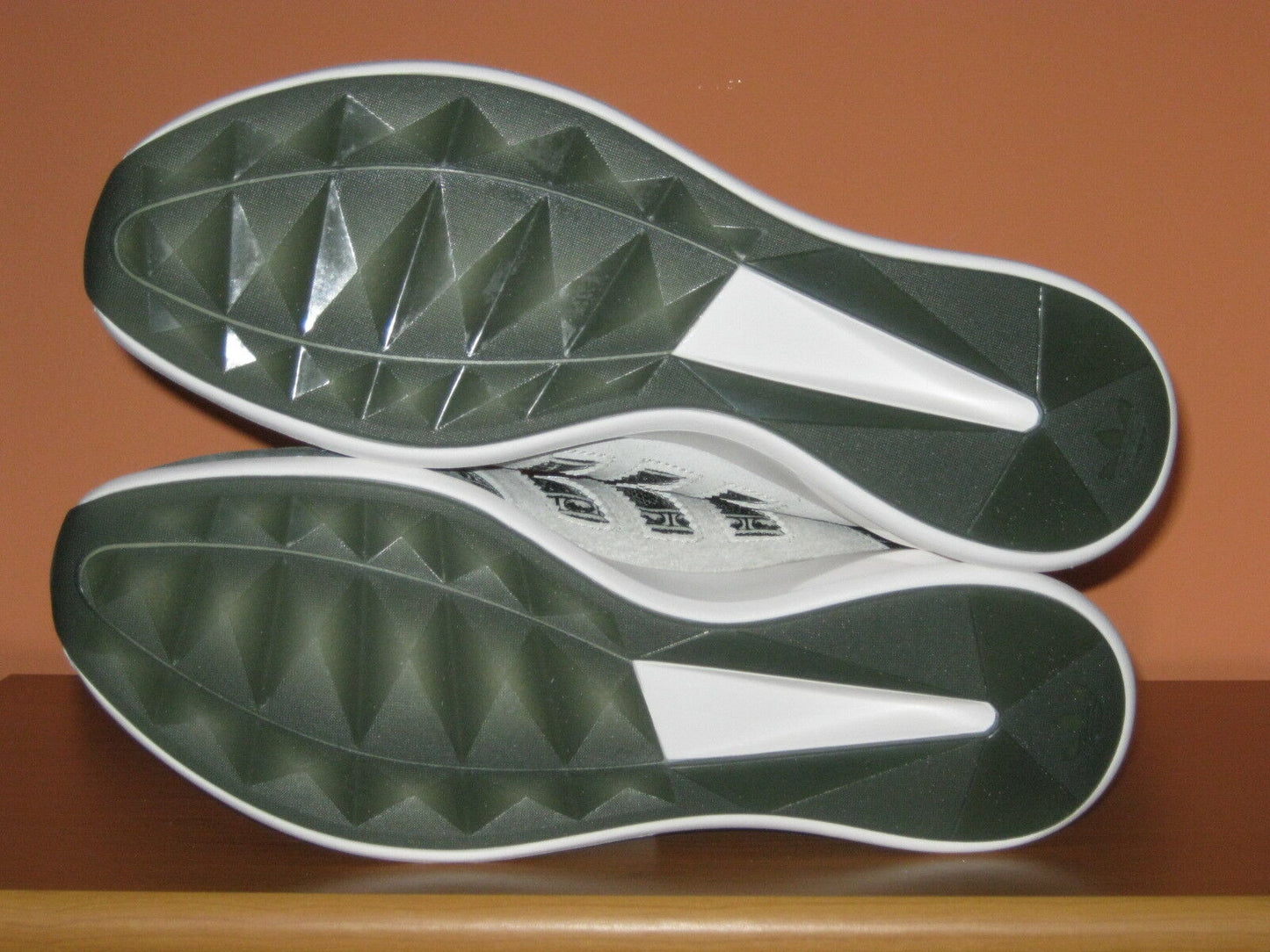 Adidas x Wish SL Loop Runner "2 Dollar-Note" + T-Shirt NEU US 12 UK 11,5 FR 46 ⅔